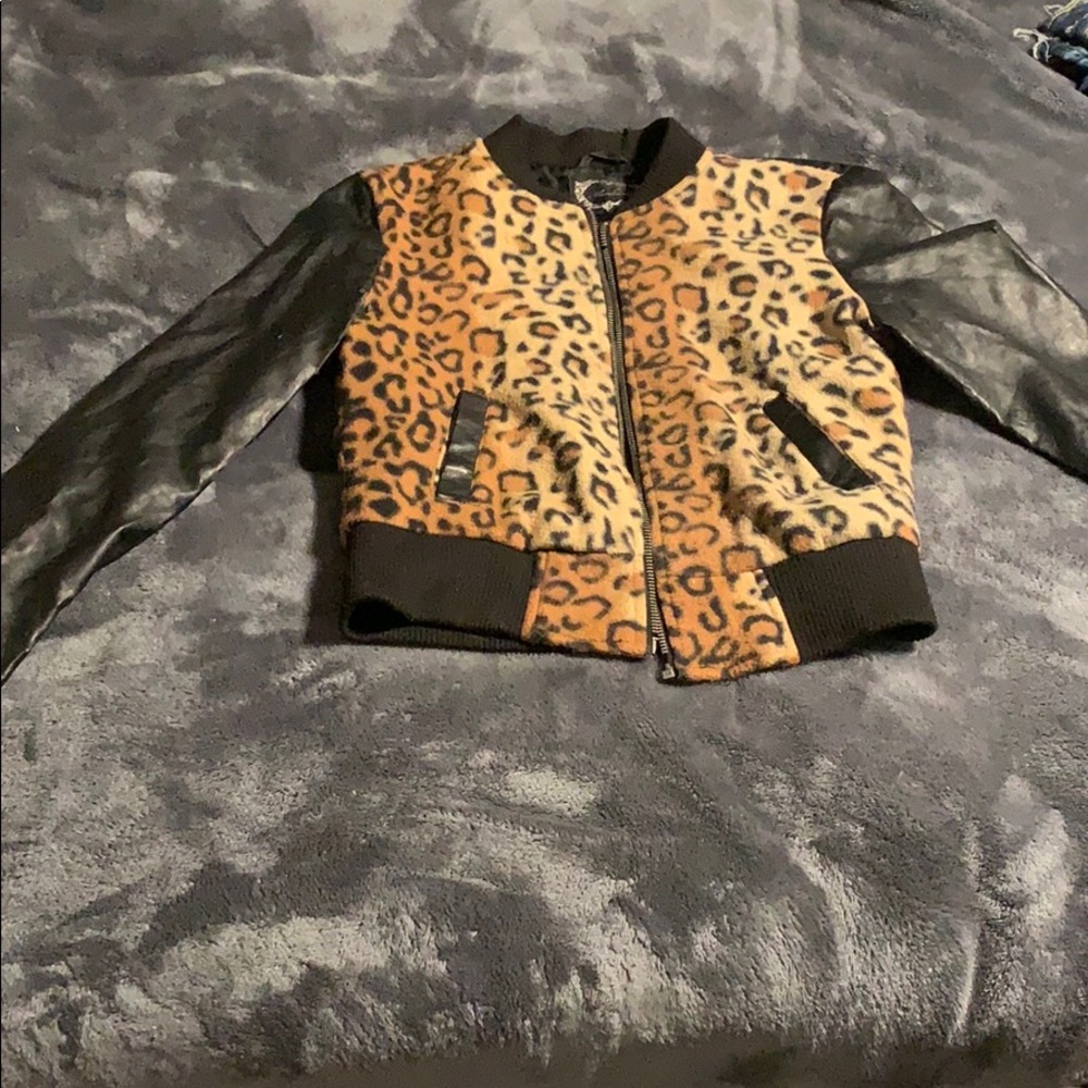 Ambiance cheetah print jacket